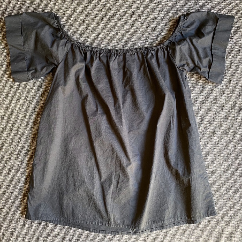 EXPRESS Black off-the-shoulder Shirt - Picture 2 of 3
